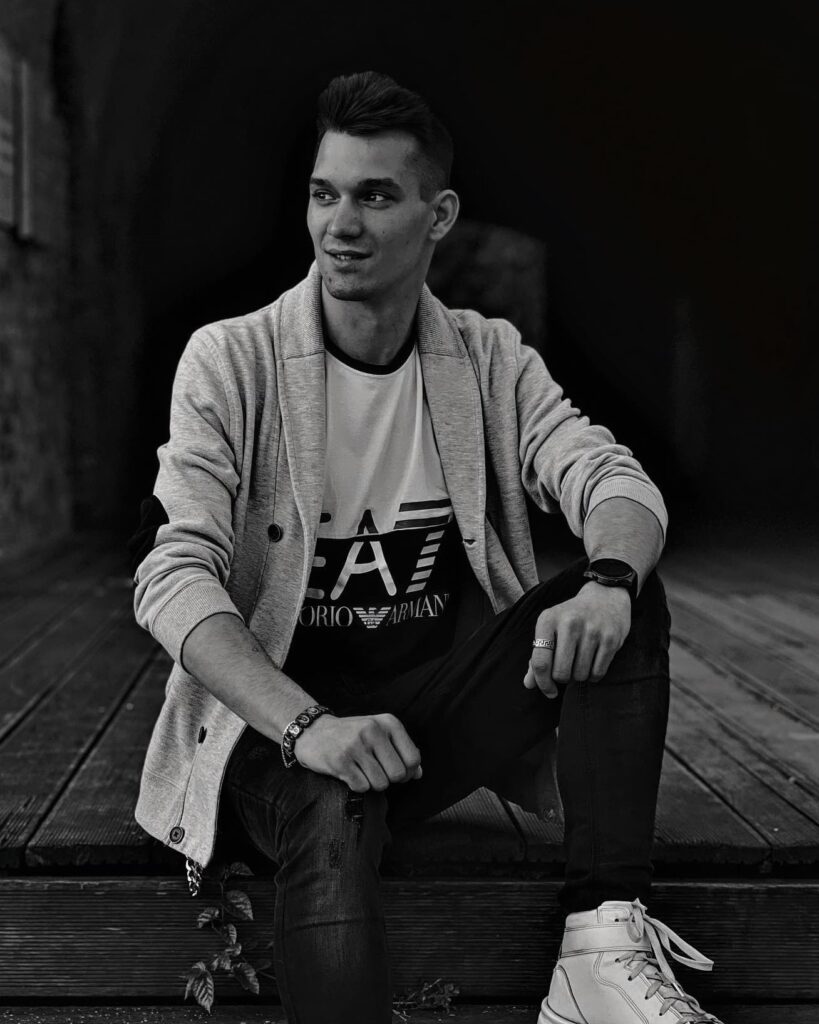 AMYAN OFFICIAL - Artistic photo